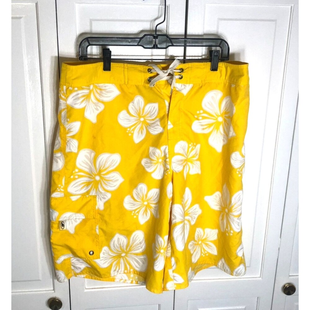First Wave Roundtree & Yorke Board Shorts W36 Yellow White Hibiscus Floral Print